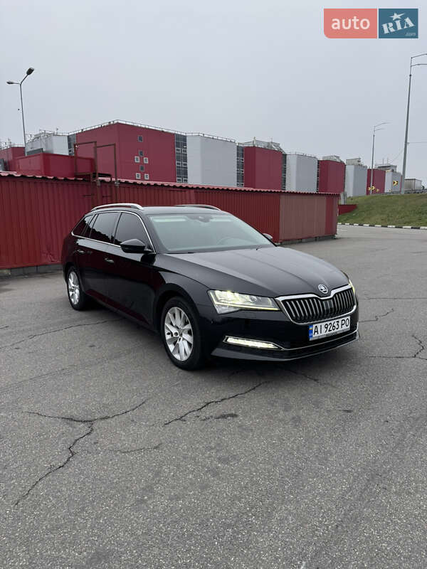 Универсал Skoda Superb 2020 в Киеве