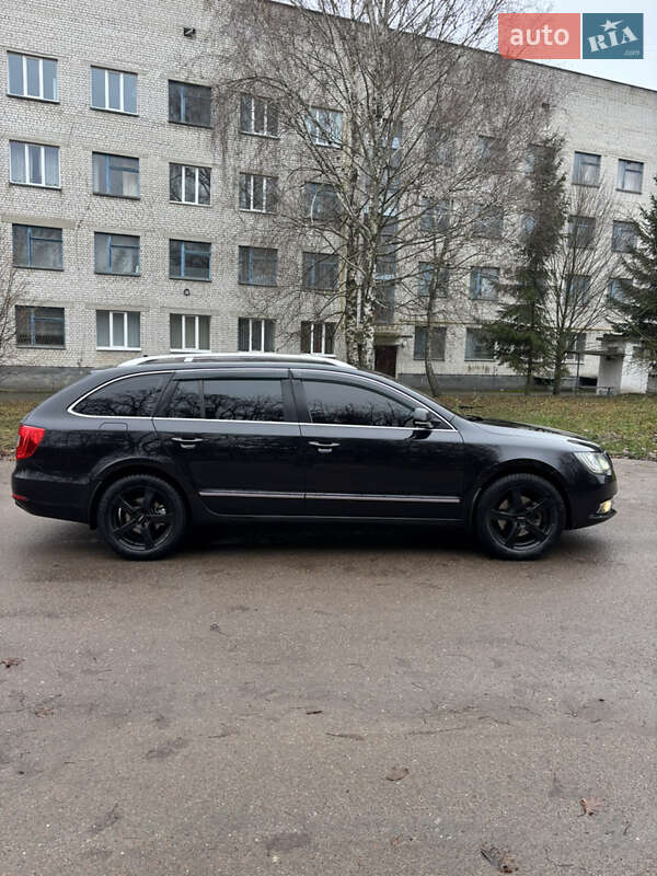 Універсал Skoda Superb 2014 в Житомирі