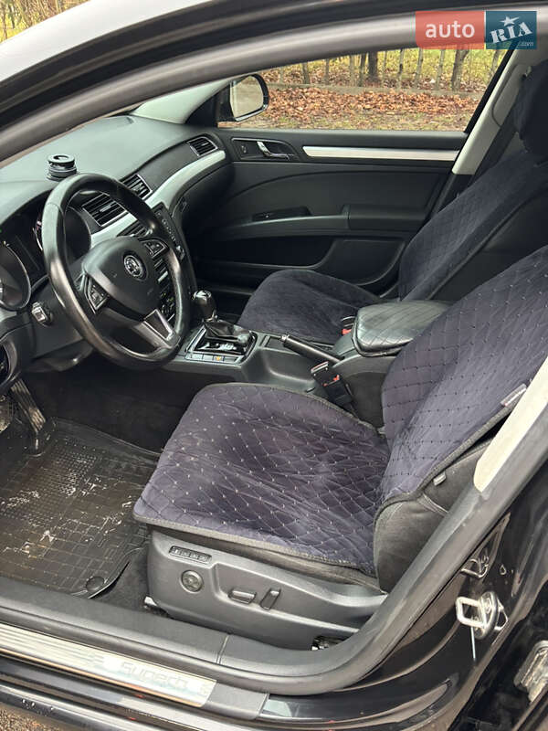 Універсал Skoda Superb 2014 в Житомирі