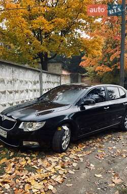 Ліфтбек Skoda Superb 2011 в Львові