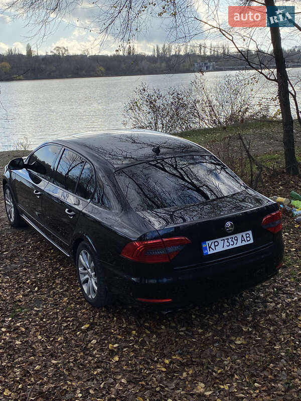 Лифтбек Skoda Superb 2014 в Запорожье