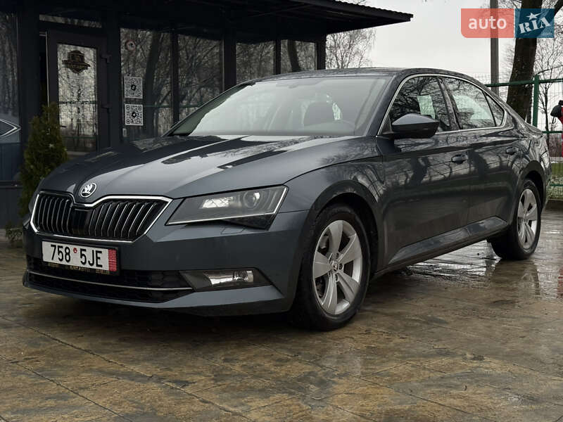 Skoda Superb 2019
