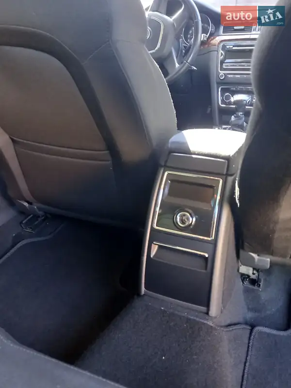 Skoda Superb 2011 VIN Y6UAB43T7CB300185 фото оголошення 11 з 51