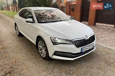 Ліфтбек Skoda Superb 2020 в Пустомитах