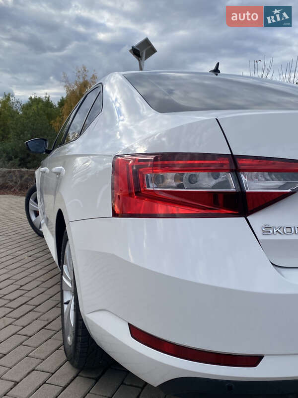 Ліфтбек Skoda Superb 2016 в Вінниці