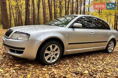 Лифтбек Skoda Superb 2006 в Днепре