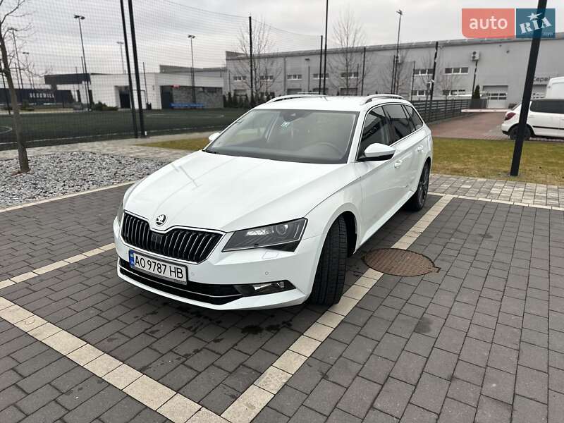Універсал Skoda Superb 2017 в Мукачевому