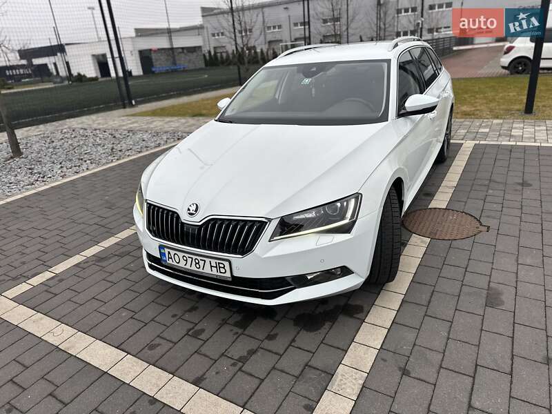 Універсал Skoda Superb 2017 в Мукачевому