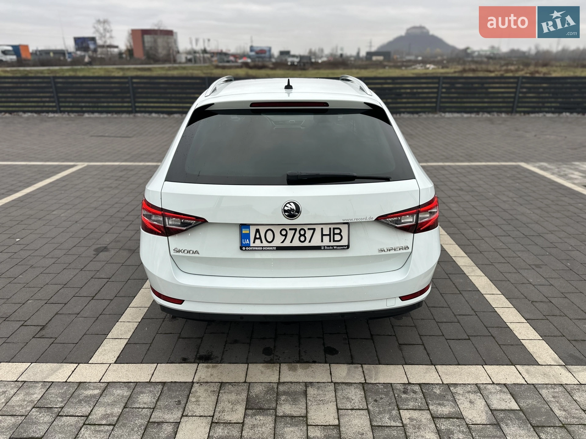 2017 Skoda Superb - мініатюра 18