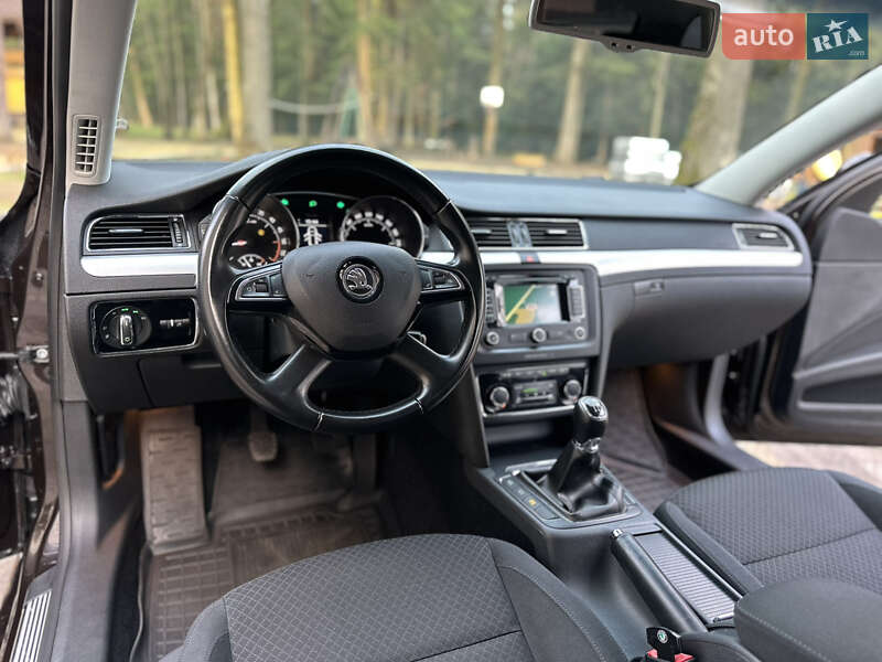 Універсал Skoda Superb 2014 в Дрогобичі фото 130 Універсал Skoda Superb 2014 в Дрогобичі