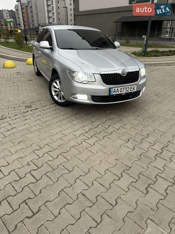Лифтбек Skoda Superb 2010 в Киеве фото 2 Лифтбек Skoda Superb 2010 в Киеве