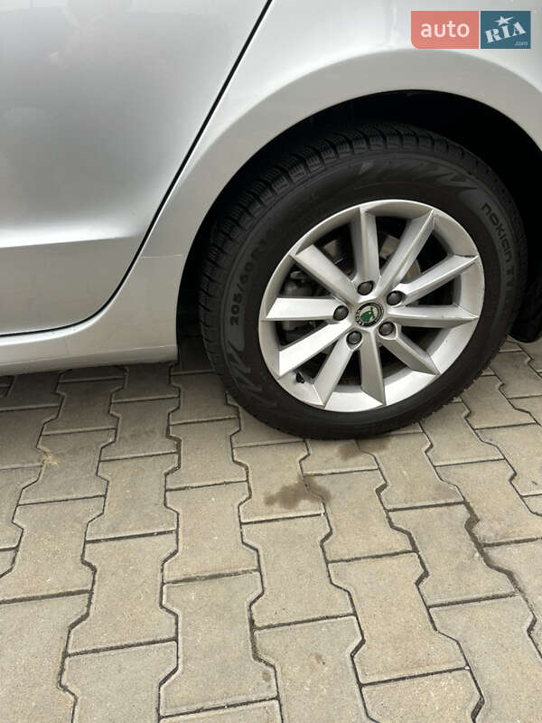 Лифтбек Skoda Superb 2010 в Киеве фото 14 Лифтбек Skoda Superb 2010 в Киеве