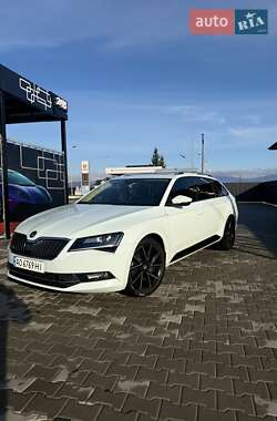 Универсал Skoda Superb 2017 в Хусте