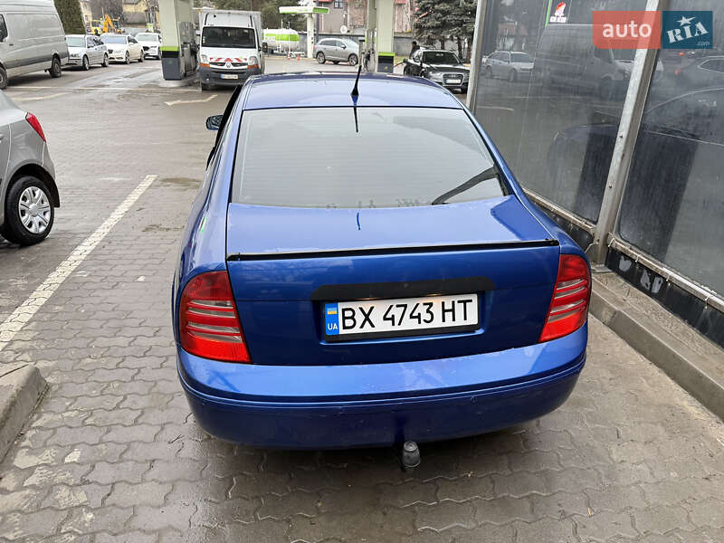 Ліфтбек Skoda Superb 2002 в Львові