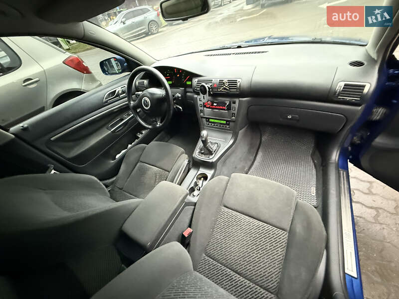 Ліфтбек Skoda Superb 2002 в Львові