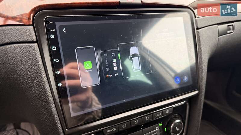 Універсал Skoda Superb 2013 в Києві фото 22 Універсал Skoda Superb 2013 в Києві