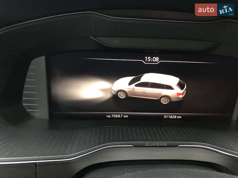 Универсал Skoda Superb 2018 в Ровно