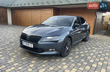 Лифтбек Skoda Superb 2016 в Львове