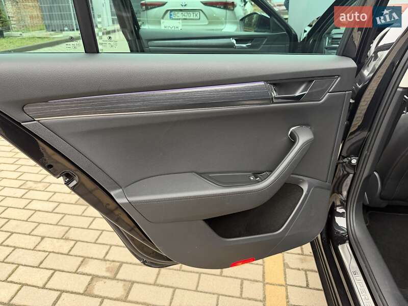 Універсал Skoda Superb 2021 в Львові