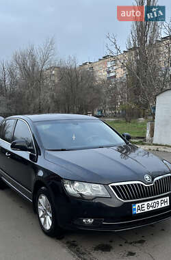 Ліфтбек Skoda Superb 2013 в Кривому Розі