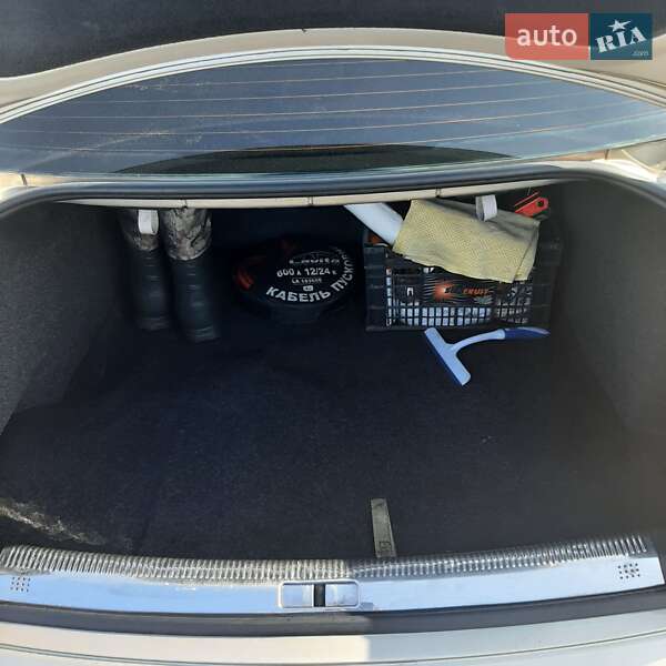 Лифтбек Skoda Superb 2005 в Днепре