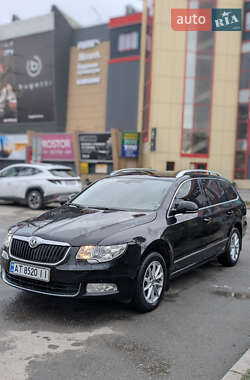 Универсал Skoda Superb 2011 в Ивано-Франковске