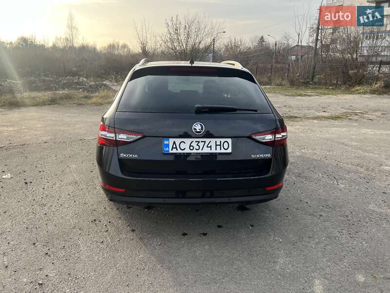 Универсал Skoda Superb 2017 в Луцке