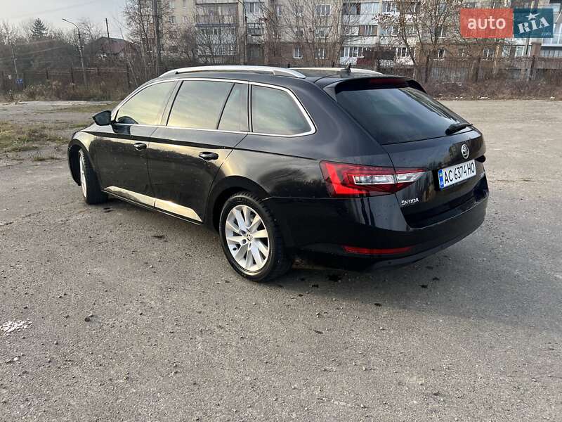 Универсал Skoda Superb 2017 в Луцке