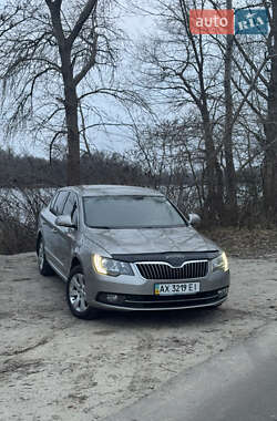 Ліфтбек Skoda Superb 2014 в Києві