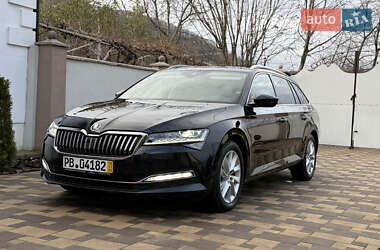 Универсал Skoda Superb 2022 в Мукачево