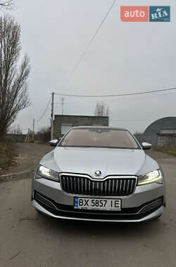 Лифтбек Skoda Superb 2020 в Хмельницком