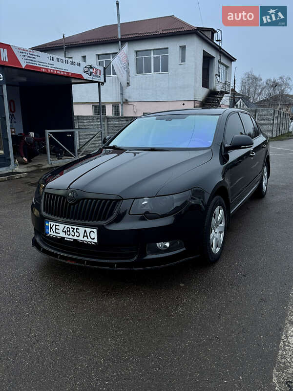 Skoda Superb 2012 Skoda Superb 2012