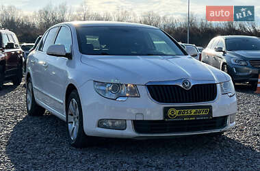 Лифтбек Skoda Superb 2012 в Львове