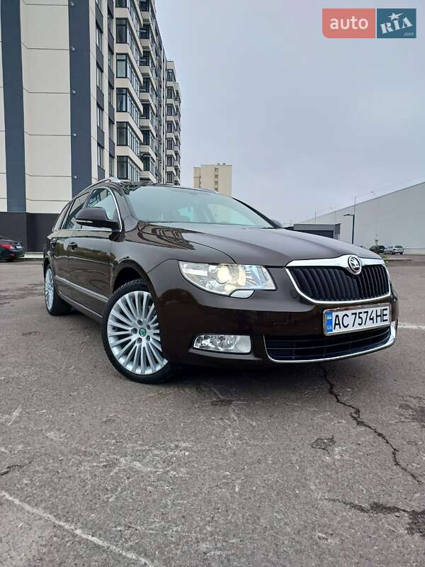 Skoda Superb 2012