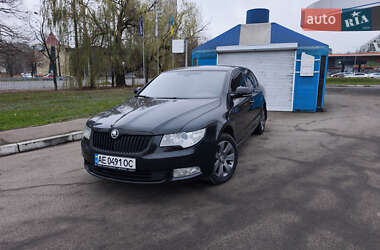 Лифтбек Skoda Superb 2012 в Днепре