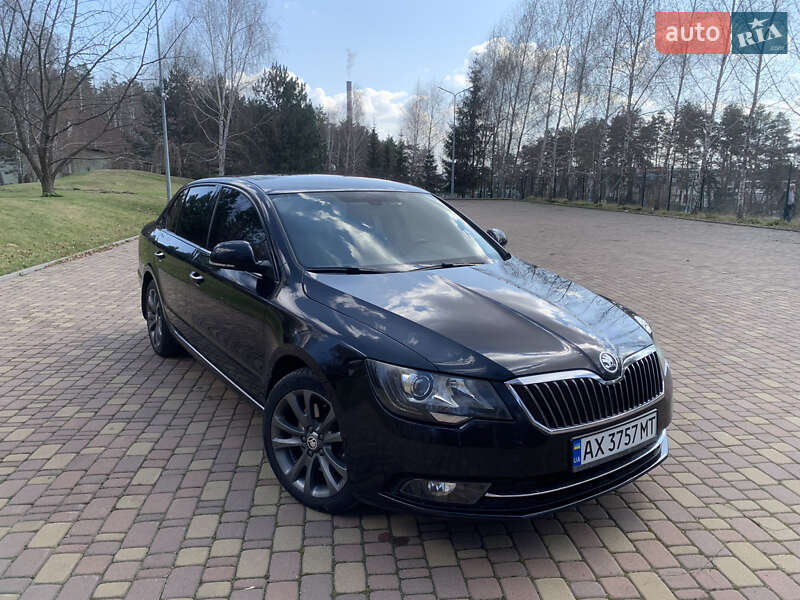 Лифтбек Skoda Superb 2013 в Харькове