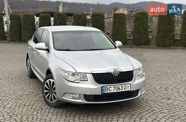 Ліфтбек Skoda Superb 2008 в Жовкві