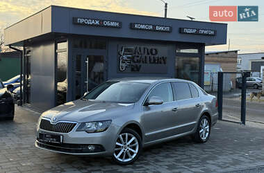 Лифтбек Skoda Superb 2014 в Ровно