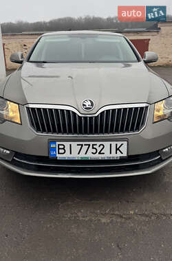 Лифтбек Skoda Superb 2015 в Полтаве