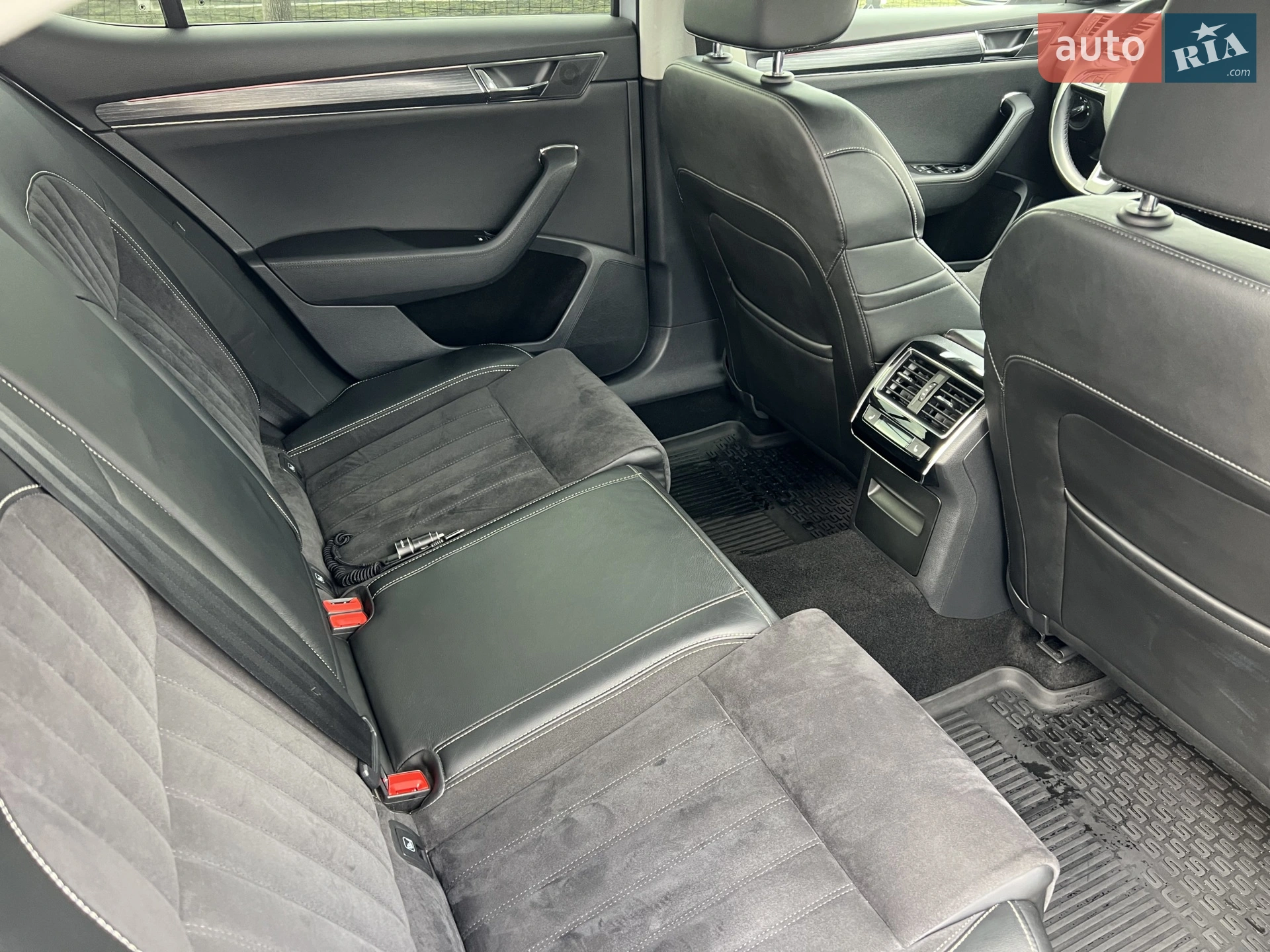 2019 Skoda Superb - мініатюра 26