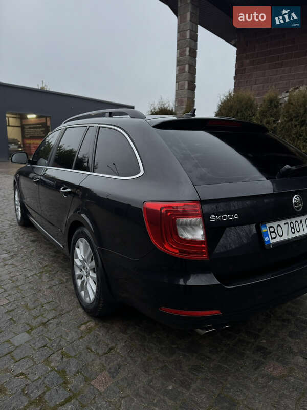 Универсал Skoda Superb 2013 в Тернополе