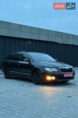 Универсал Skoda Superb 2012 в Каменец-Подольском