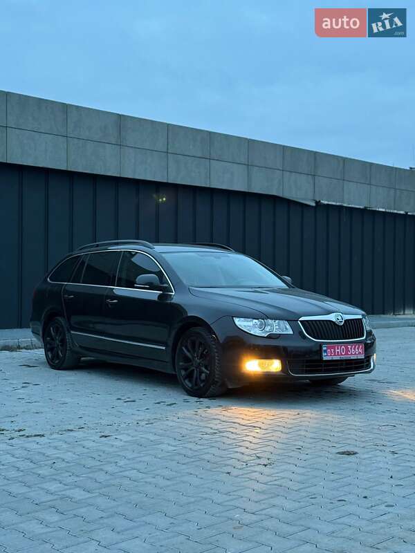Skoda Superb 2012