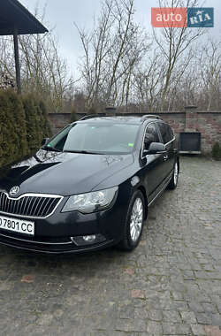 Универсал Skoda Superb 2013 в Тернополе