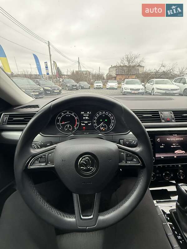 Лифтбек Skoda Superb 2019 в Стрые фото 21 Лифтбек Skoda Superb 2019 в Стрые