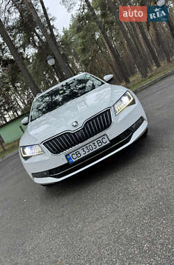 Универсал Skoda Superb 2016 в Чернигове