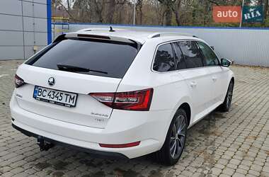 Універсал Skoda Superb 2018 в Черкасах