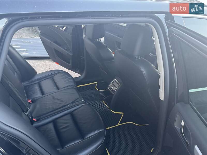 Універсал Skoda Superb 2010 в Чернігові