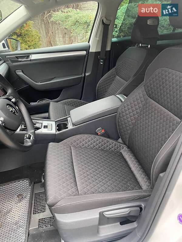 Универсал Skoda Superb 2021 в Харькове