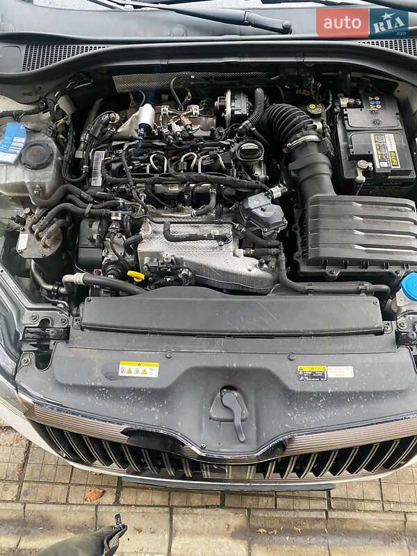 Универсал Skoda Superb 2021 в Харькове